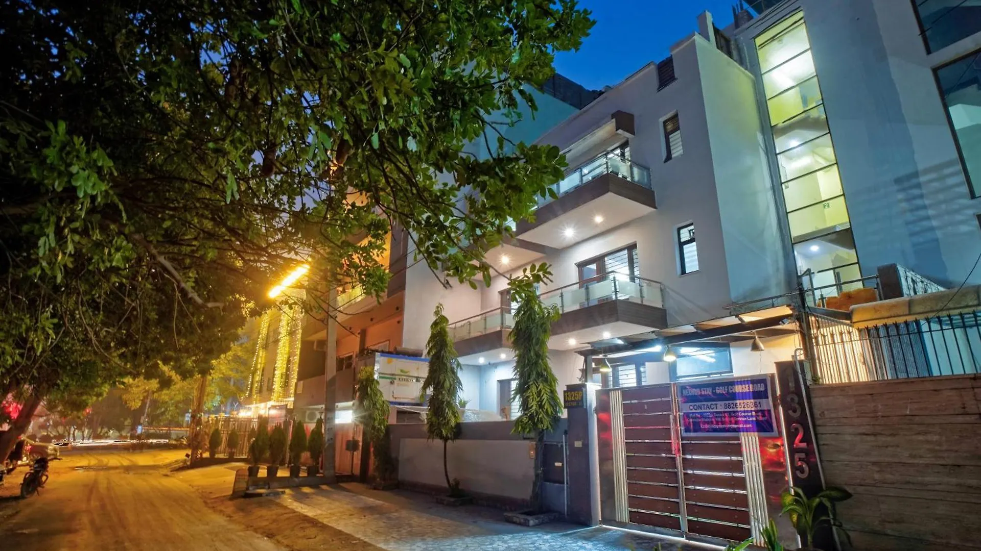 Hotel Nexhub Core- Sector 43 Golf Course Road Gurgaon