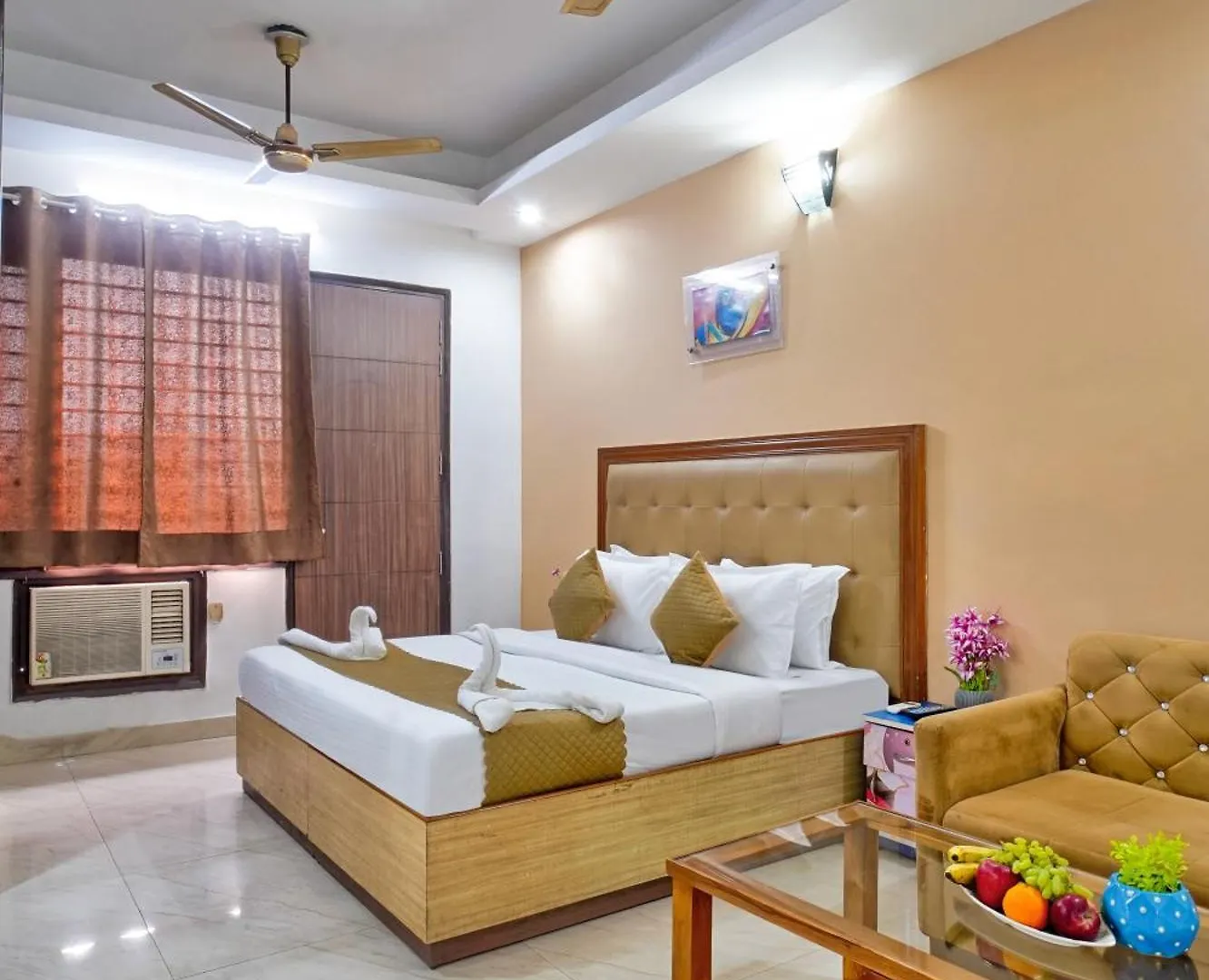 Hotel Nexhub Core- Sector 43 Golf Course Road Gurgaon