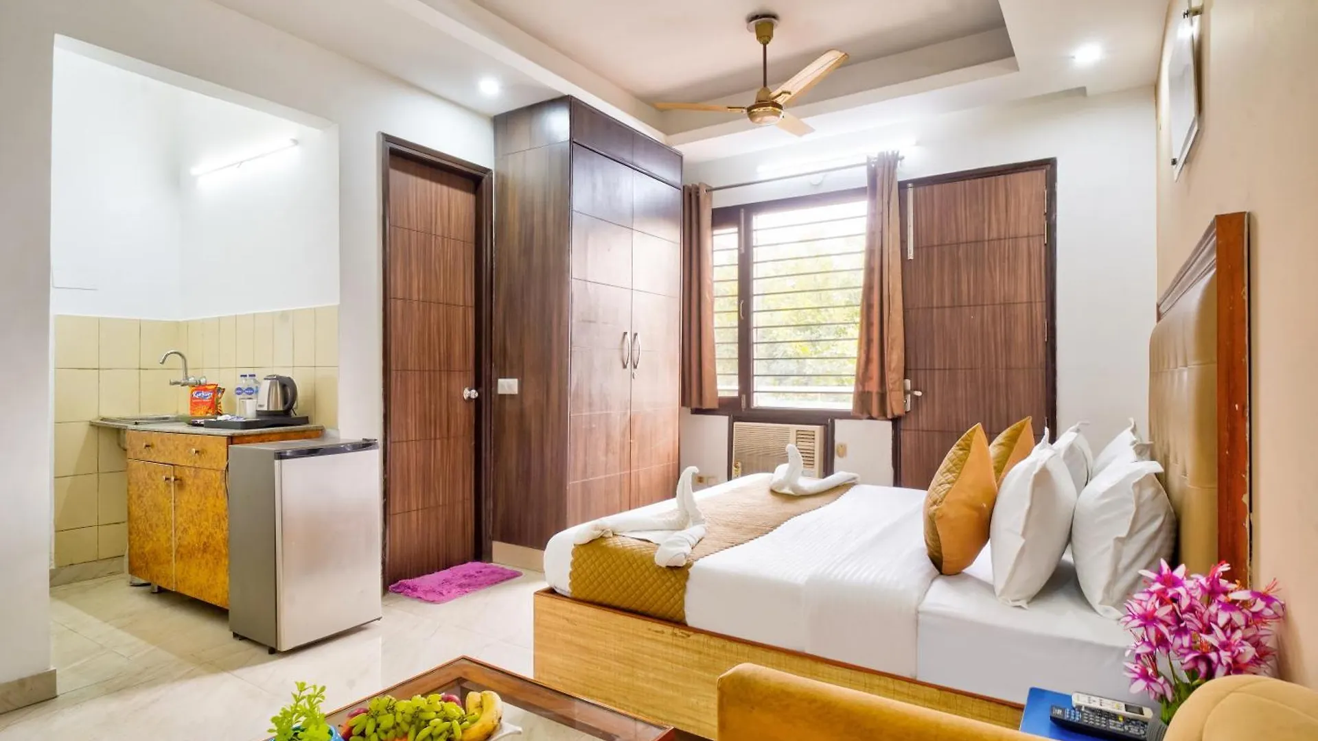 Nexhub Core- Sector 43 Golf Course Road Gurgaon Hotel